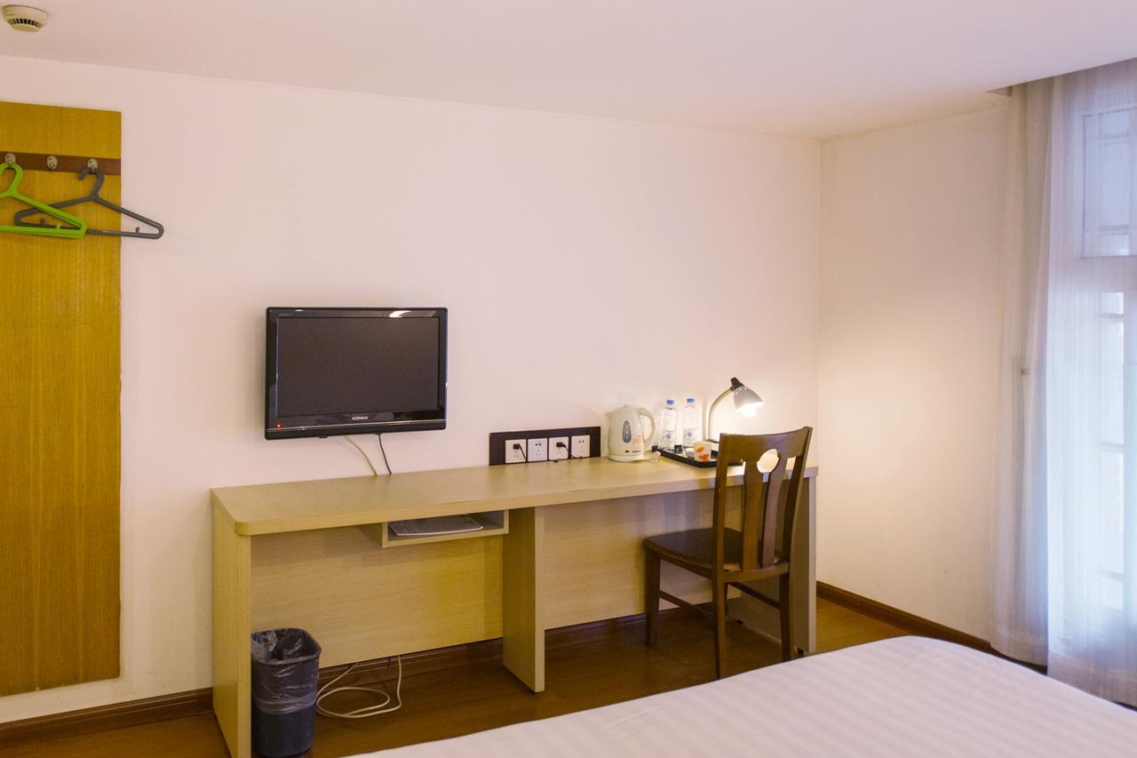 Motel Chongqing Jiefangbai Hongyadong Pedestrian Street Luaran gambar